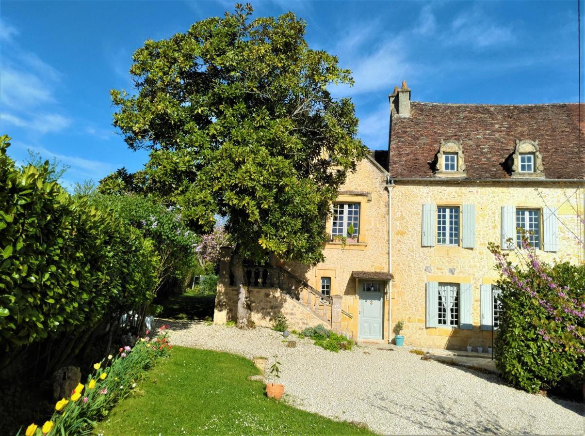 Rue Du Chateau Lalinde Exteriör bild
